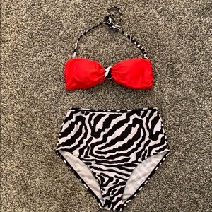 Women’s swimsuit medium